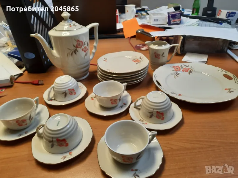 Продавам винтидж сервиз за кафе и торта, снимка 1