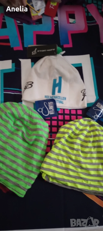 Шапки Идиотки 3 бр. С М, снимка 1