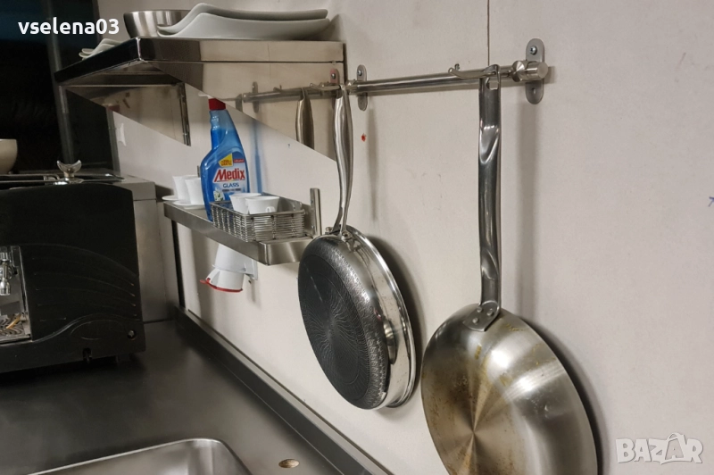 Закачалка за тигани за професионална кухня, снимка 1