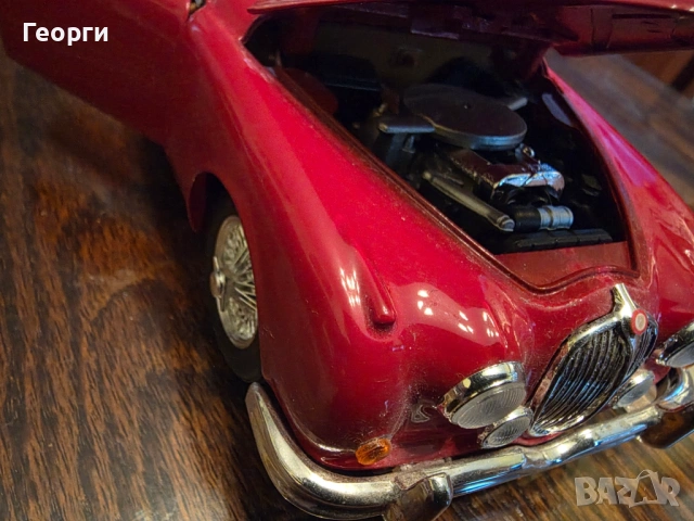Maisto Jaguar Mark II 1959 1/18 Burago, снимка 6 - Колекции - 53702737