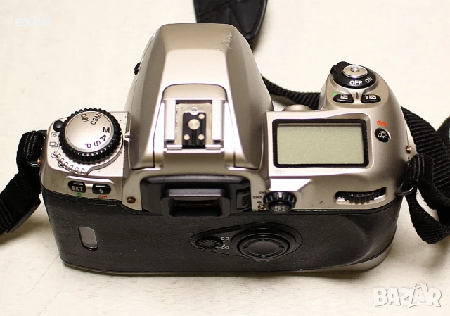 Фотоапарат Nikon F80, снимка 2 - Фотоапарати - 50020641