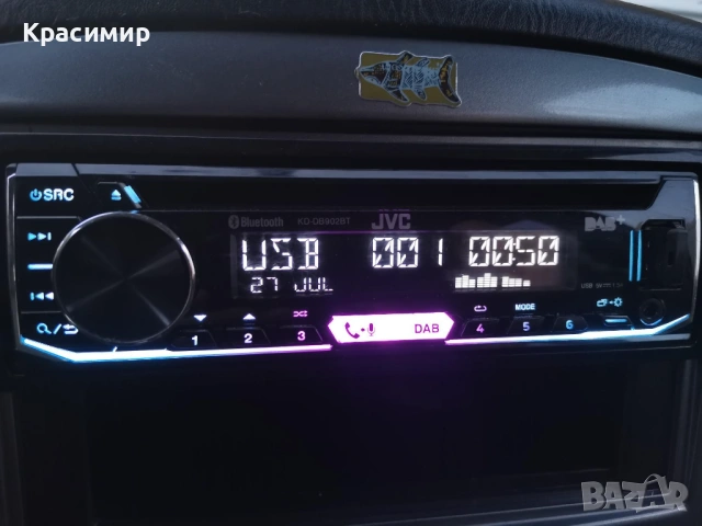 CD плеър за кола JVC KD-DB902BT, снимка 8 - Аксесоари и консумативи - 53866157
