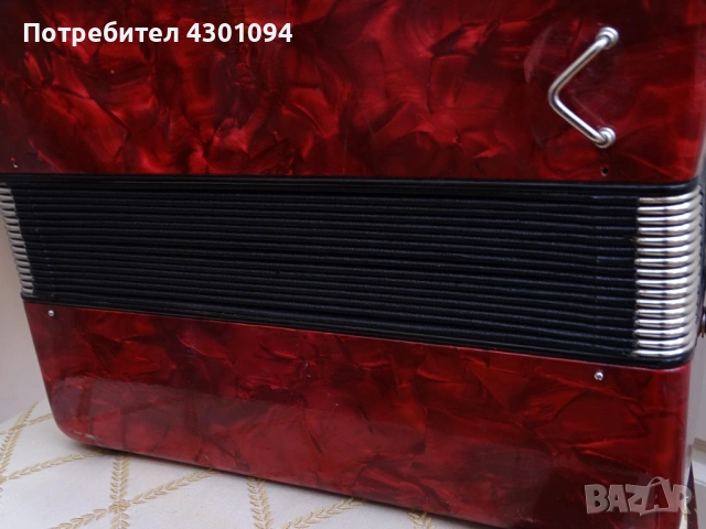 Мех за акордеон Weltmeister Stella 40 баса, снимка 3 - Акордеони - 53787619