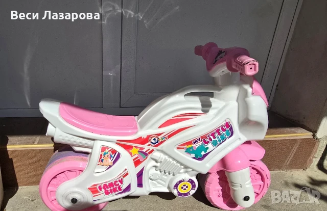 Розов мотор за баланс с бандаж на гумите и дръжка, 72х52х35см , снимка 5 - Детски велосипеди, триколки и коли - 51094053