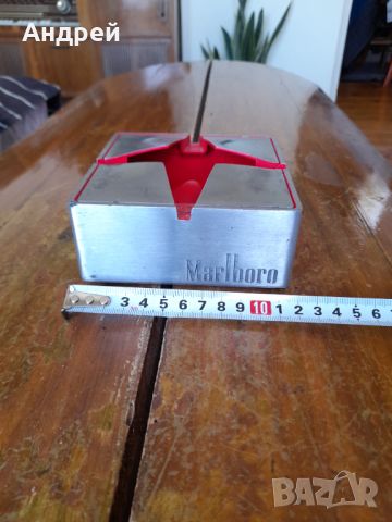 Стар пепелник Marlboro #4, снимка 3 - Други ценни предмети - 45454559