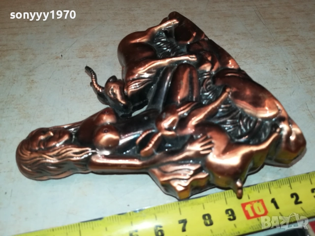 ЖЕНА С КОЗЛЕТА-МЕТАЛНА ЗАПАЛКА 0709251707LCHERY, снимка 8 - Антикварни и старинни предмети - 51634129