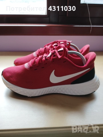 Маратонки Nike 40 номер , снимка 3 - Маратонки - 53807361