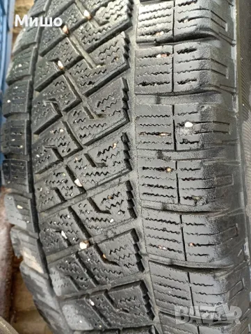 Продавам гуми за мотокар