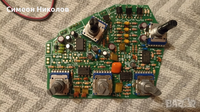 Продавам 3 бандова активна електроника за бас китара Yamaha TRB1005J, снимка 1