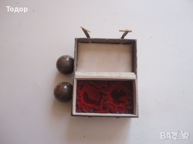 Старинни топки от камък минерал в кутия , снимка 5 - Антикварни и старинни предмети - 46430972