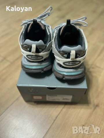 Обувки Balenciaga Track, снимка 6 - Маратонки - 53927474