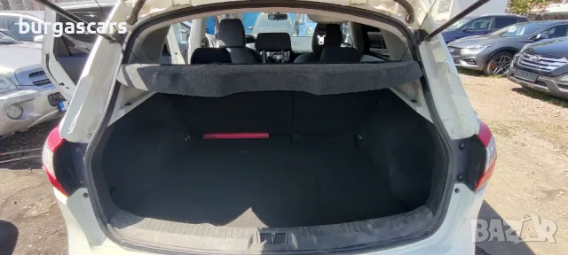 Nissan Qashqai 2 1.5DCI - 110к.с. 2011г. Лизинг Бартер 12,800лв, снимка 10 - Автомобили и джипове - 50130354