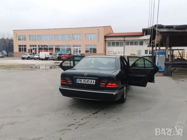 Mercedes E220CDI, снимка 8 - Автомобили и джипове - 47940663