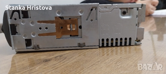 Авто MP3 CD плейър Sony SDX -S2250., снимка 5 - Аксесоари и консумативи - 52138846