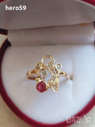 Дамски златен пръстен с инкрустирани диаманти и рубин, злато 12к., снимка 1 - Пръстени - 45434444