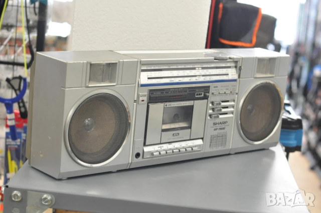 Радиокасетофон Sharp GF-7500H, снимка 6 - Радиокасетофони, транзистори - 53993599