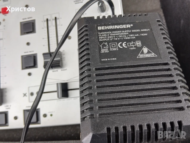 DJ Миксер BEHRINGER, снимка 17 - Ресийвъри, усилватели, смесителни пултове - 50476702
