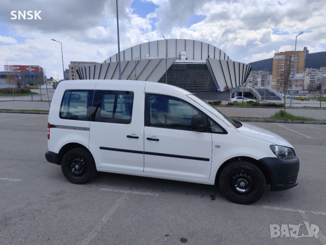 Vw caddy 1.6 tdi, снимка 4 - Автомобили и джипове - 54173778
