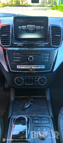 Мерцедес GLE 350, снимка 12 - Автомобили и джипове - 52110479