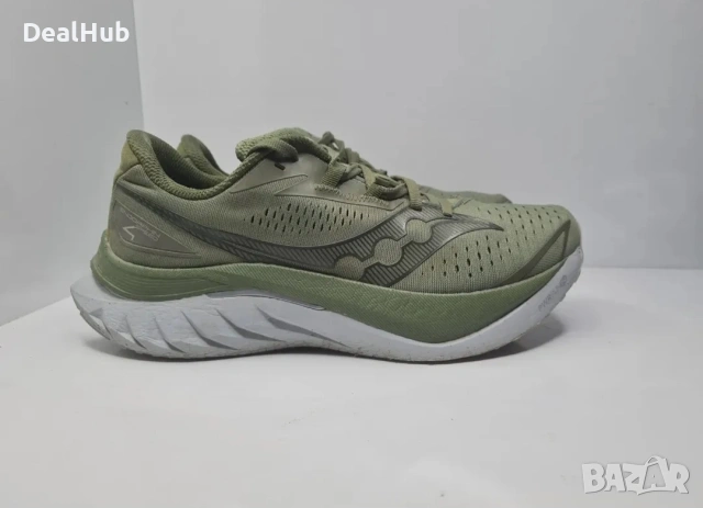 Маратонки Saucony Endorphin Speed 4 Носени няколко пъти,като нови. 