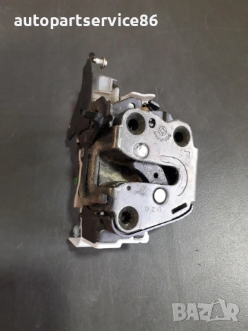 Заключващ механизъм за задна лява врата за Subaru Forester (2001) UZ6