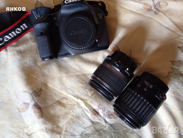 Предлага фото камера Canon7D