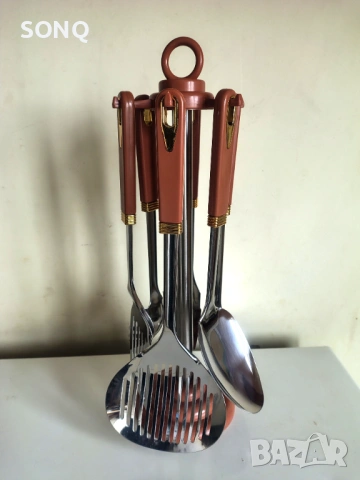 Страхотен Комплект Кухненски Прибори 7 Части И Позлата 24К
