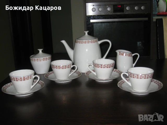 Красив, стар български порцеланов сервиз, за четири човека.Цена 30 лева.Пращам по Екнот., снимка 3 - Сервизи - 50538752