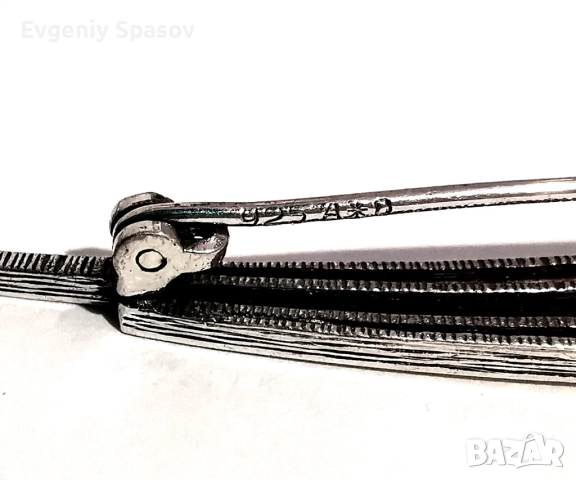 Старинна Сребърна Брошка от немският бижутер дизайнер Andreas Daub със зелени камъни., снимка 9 - Други - 52441153