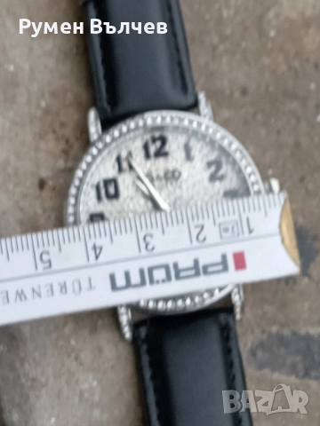 дамски часовник с камъчета: So&Co New York, снимка 3 - Дамски - 51971876