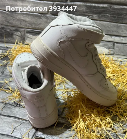 Nike Air Force 1 Mid, снимка 5 - Кецове - 48955207