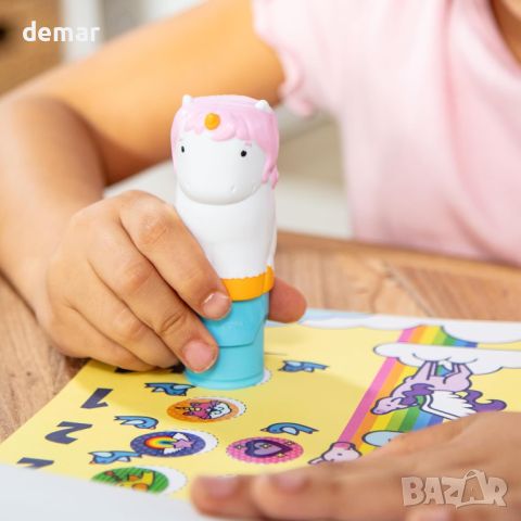 Melissa & Doug Sticker WOW!™, 300 стикера, Еднорог – Creative Play игра със стикери за деца 3 г. +, снимка 2 - Образователни игри - 45751276