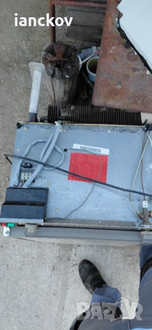 Хладилник за каравана, снимка 3 - Хладилни чанти - 54099384