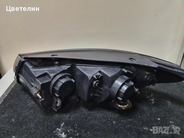 Десен фар за Хюндай Санта фе с оранжев мигач, снимка 8 - Части - 53212495