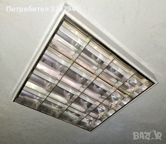 Осветително тяло с 4 дълги луминисцентни лампи, снимка 4 - Лампи за таван - 50899399