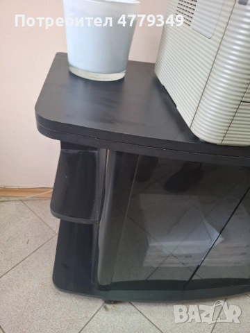 TV шкаф, снимка 2 - Шкафове - 54127483