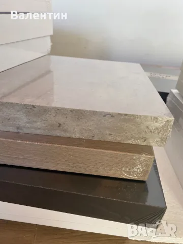 Стенни рафтове в различни цветове и размери от 40 до 70см, снимка 5 - Етажерки - 50398888