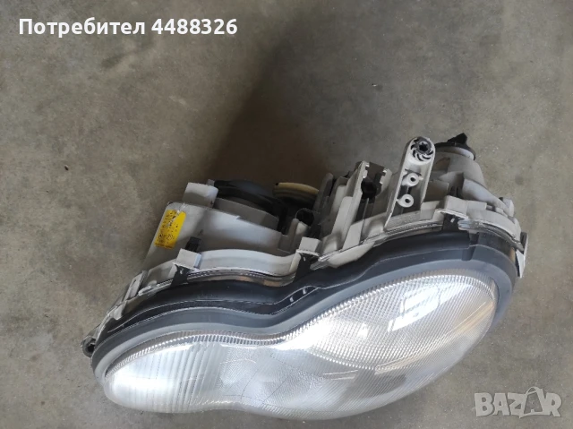 Фар за Мерцедес С класа , снимка 2 - Части - 51142717
