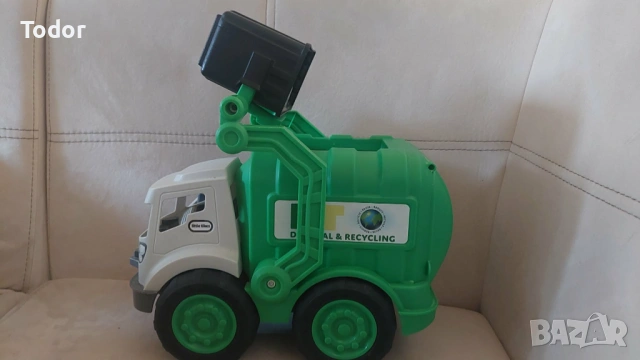 Голям зелен боклукчийски камион, снимка 2 - Коли, камиони, мотори, писти - 53937605