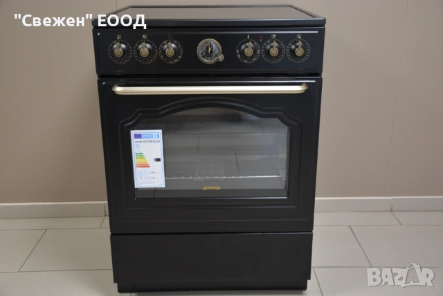 Черна готварска печка в ретро стил Gorenje GECS6B71CLB