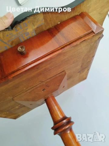 Винтидж дървена помощна масичка с чекмедже  За игра на шах , снимка 14 - Антикварни и старинни предмети - 54135836
