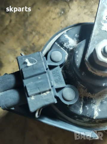 Клаксон десен за Ауди А6 Ц5 / Audi A6 C5, снимка 4 - Части - 51368931