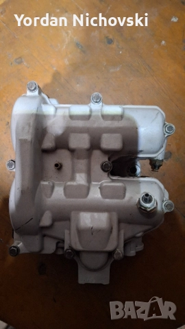 Цилиндрова глава Aprilia pegaso 650 1997 , снимка 2 - Мотоциклети и мототехника - 52309143