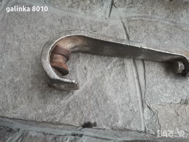 Стара неръждаема кука, снимка 2 - Антикварни и старинни предмети - 53431413