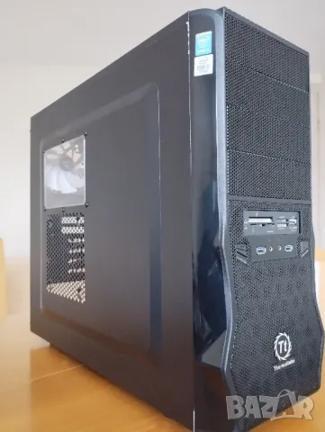 Кутия за компютър Thermaltake, снимка 1 - Захранвания и кутии - 49378387