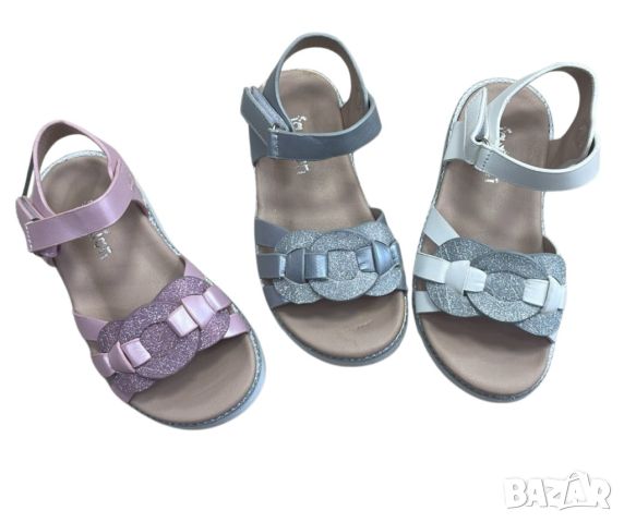 Детски сандали за момиче с велкро закопчаване и бестящ акцент, снимка 1 - Детски сандали и чехли - 45225293