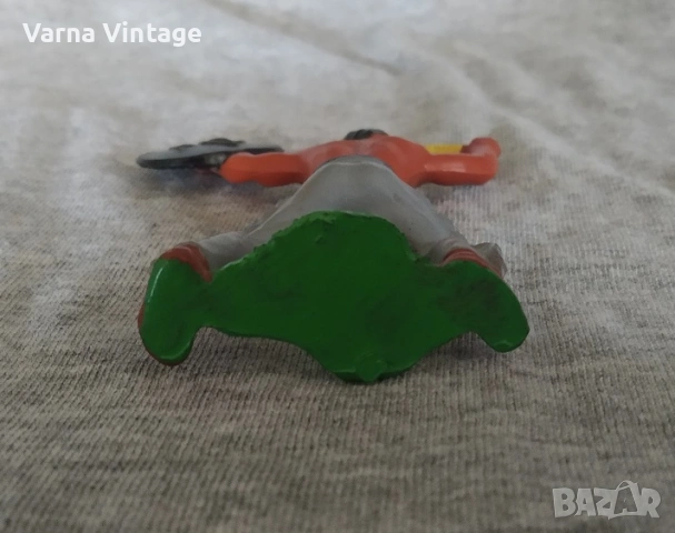 Войници Индианец с томахавка и щит. ГДР (Германия). , снимка 3 - Колекции - 54132017