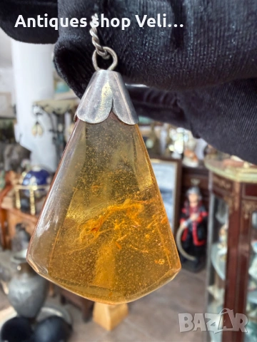 Кехлибарен медальон със сребърен обков №7835 