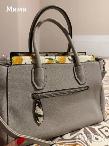 Дамска чанта сива, снимка 2 - Чанти - 53007379