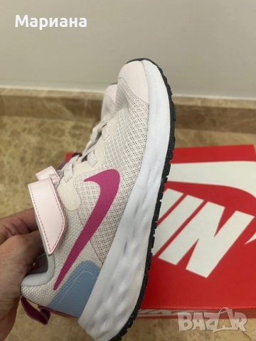 Детски маратонки Nike, снимка 3 - Детски маратонки - 52302458